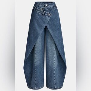 XS NEW WITH TAG COMMENSE CROSS FRONT WIDE LEG JEAN 26 inch waist 28 length